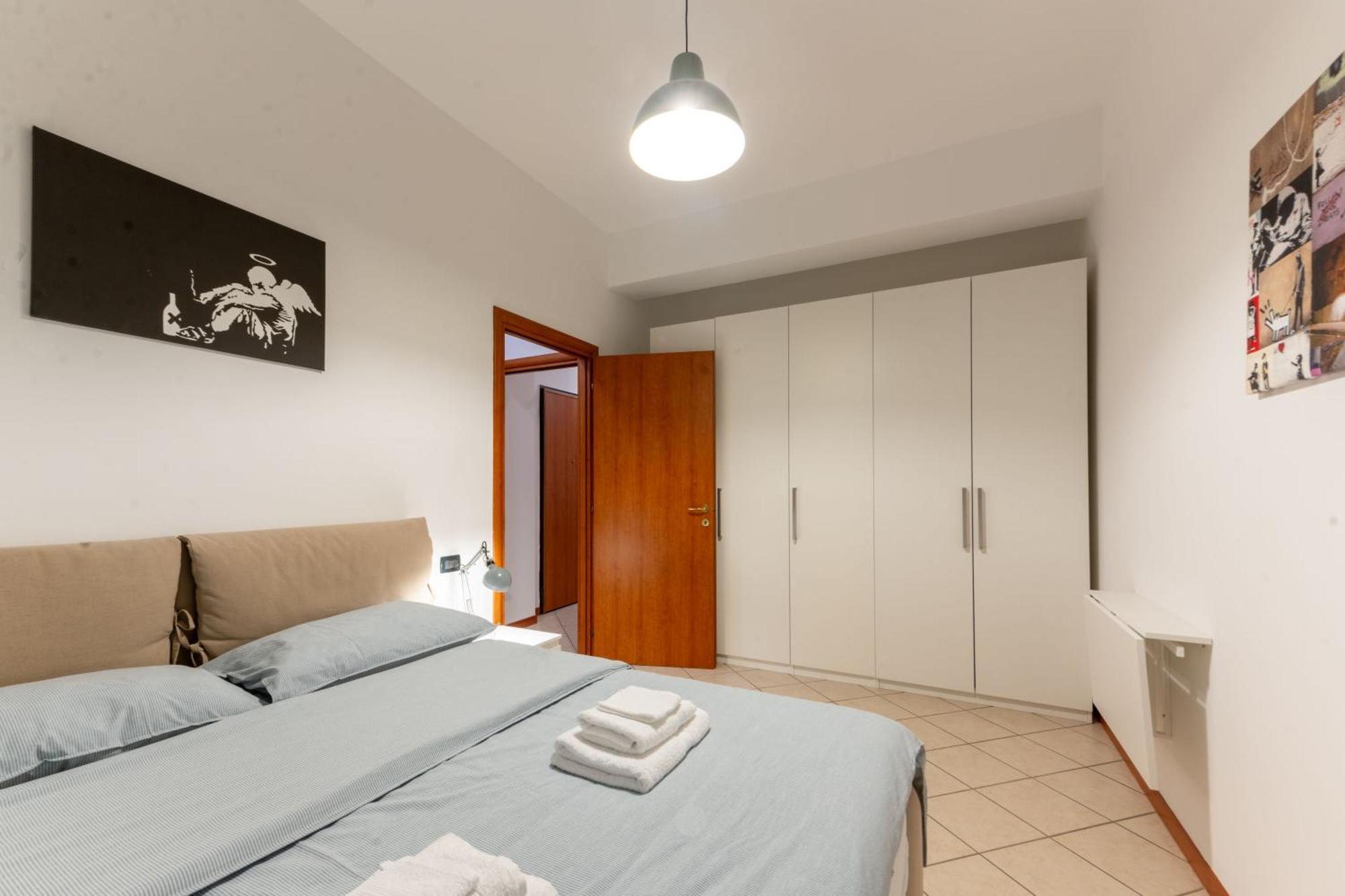 Holiday Apartment - Brescia Centro - Parcheggio Privato Luaran gambar