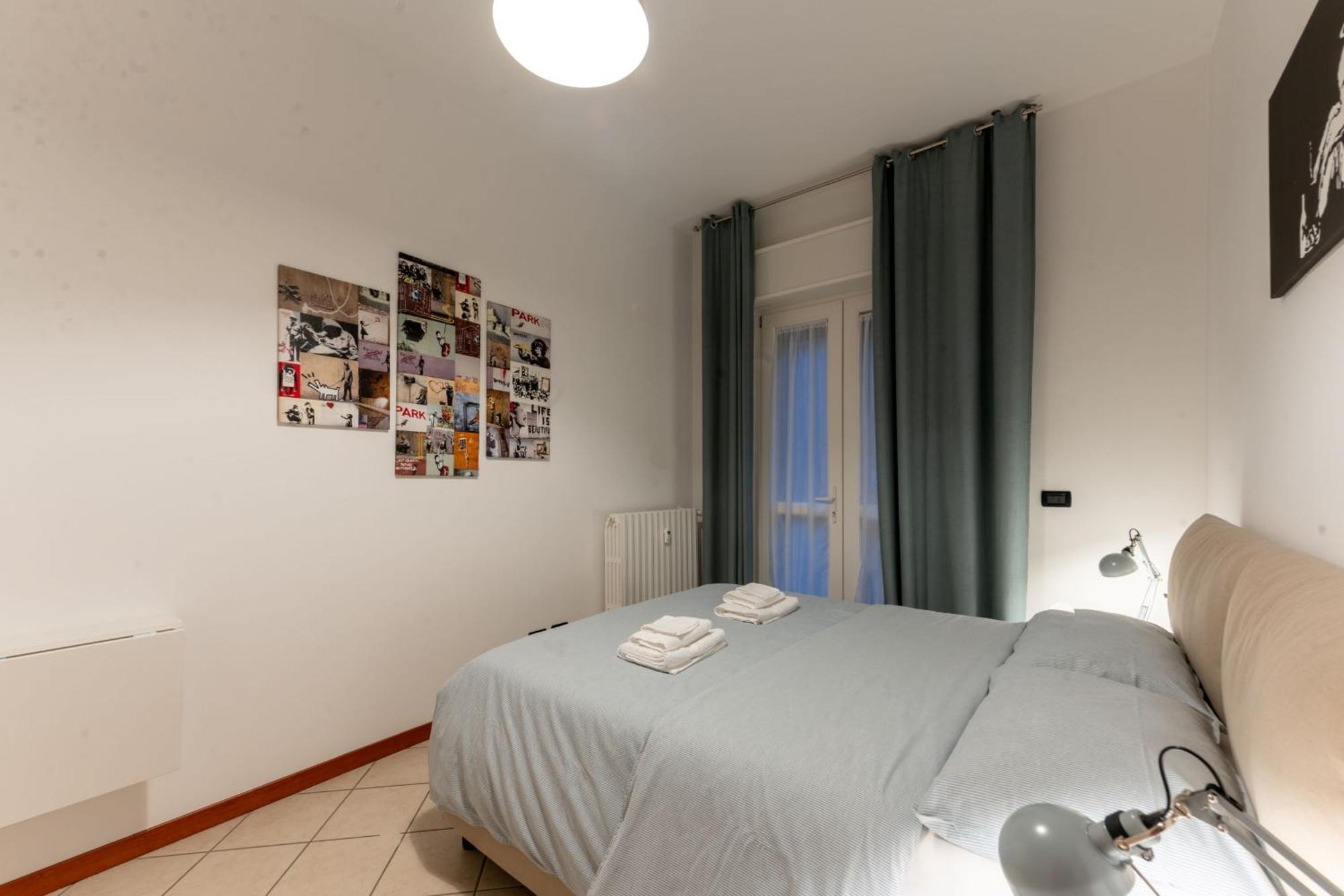 Holiday Apartment - Brescia Centro - Parcheggio Privato Luaran gambar